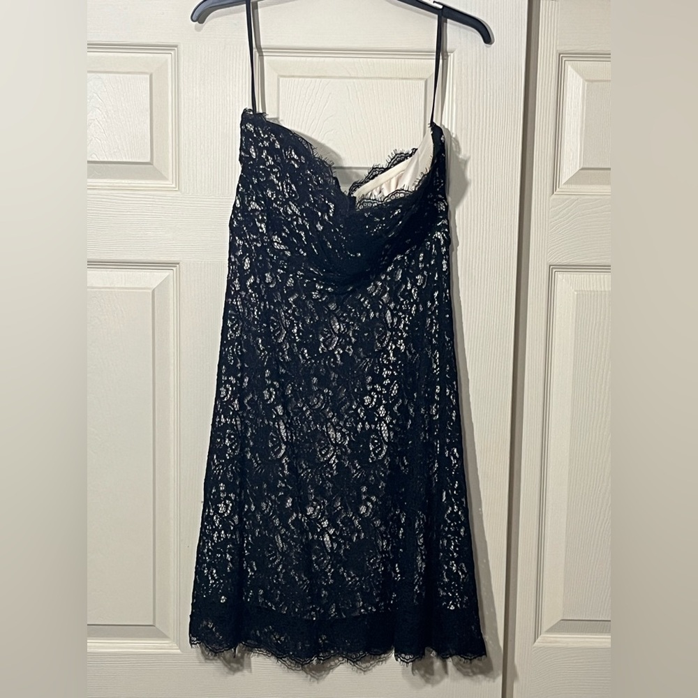 White House Black Market Strapless Lace Rouched Bustier Dress. Size-10.